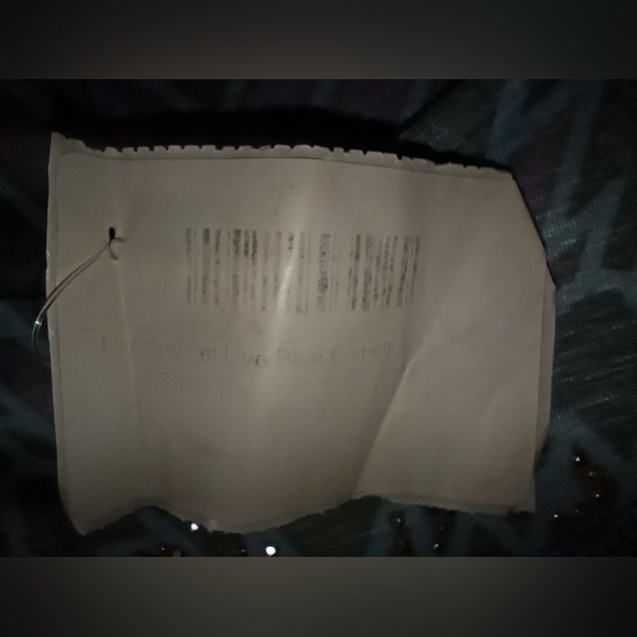 New Teal Flutter Top - Picture 5 of 6